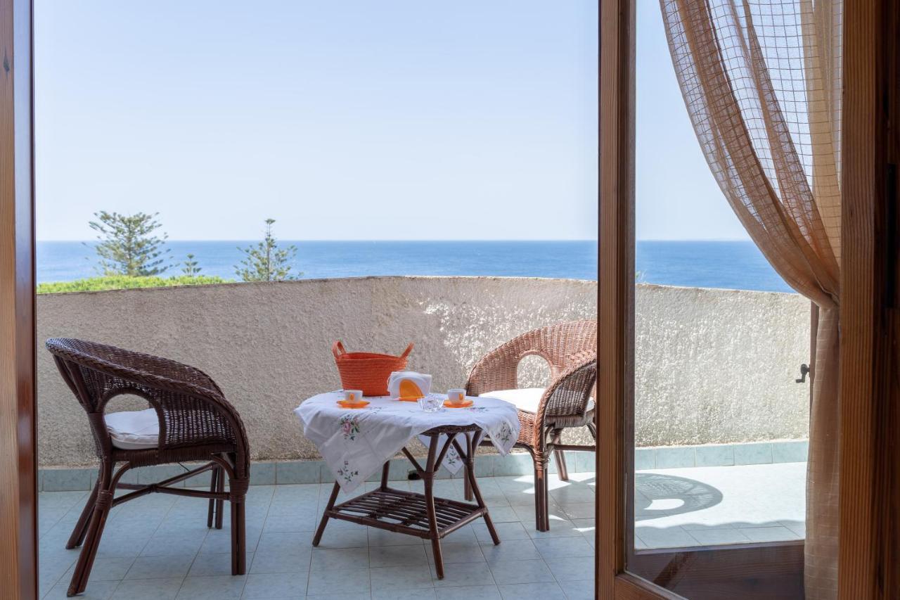 Terrazza Sul Plemmirio Bed & Breakfast Syracuse ภายนอก รูปภาพ