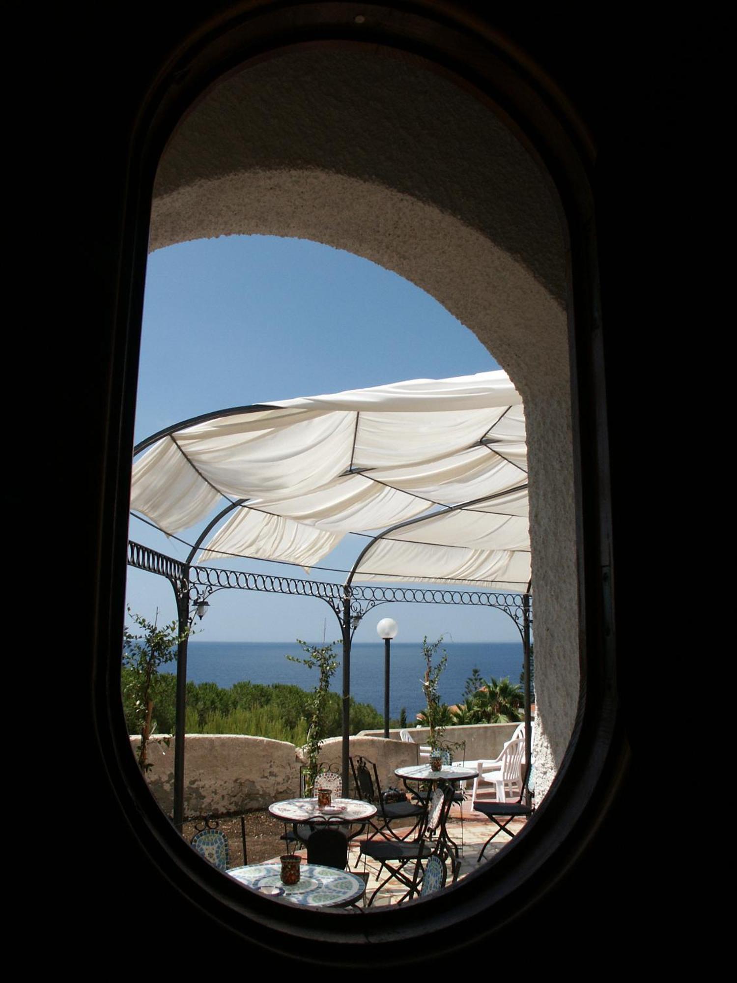 Terrazza Sul Plemmirio Bed & Breakfast Syracuse ภายนอก รูปภาพ